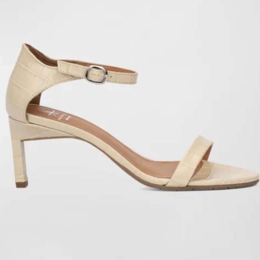🌹AQUATALIA🌹Rubie Croco Embossed Leather Ankle Strap Sandals Size: 10.5